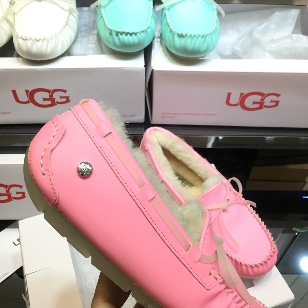 ugg夜光马卡龙豆豆鞋2019UGG
