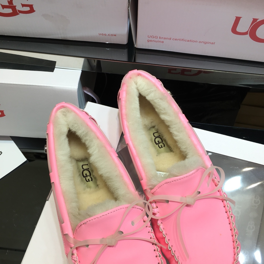 ugg夜光马卡龙豆豆鞋2019UGG