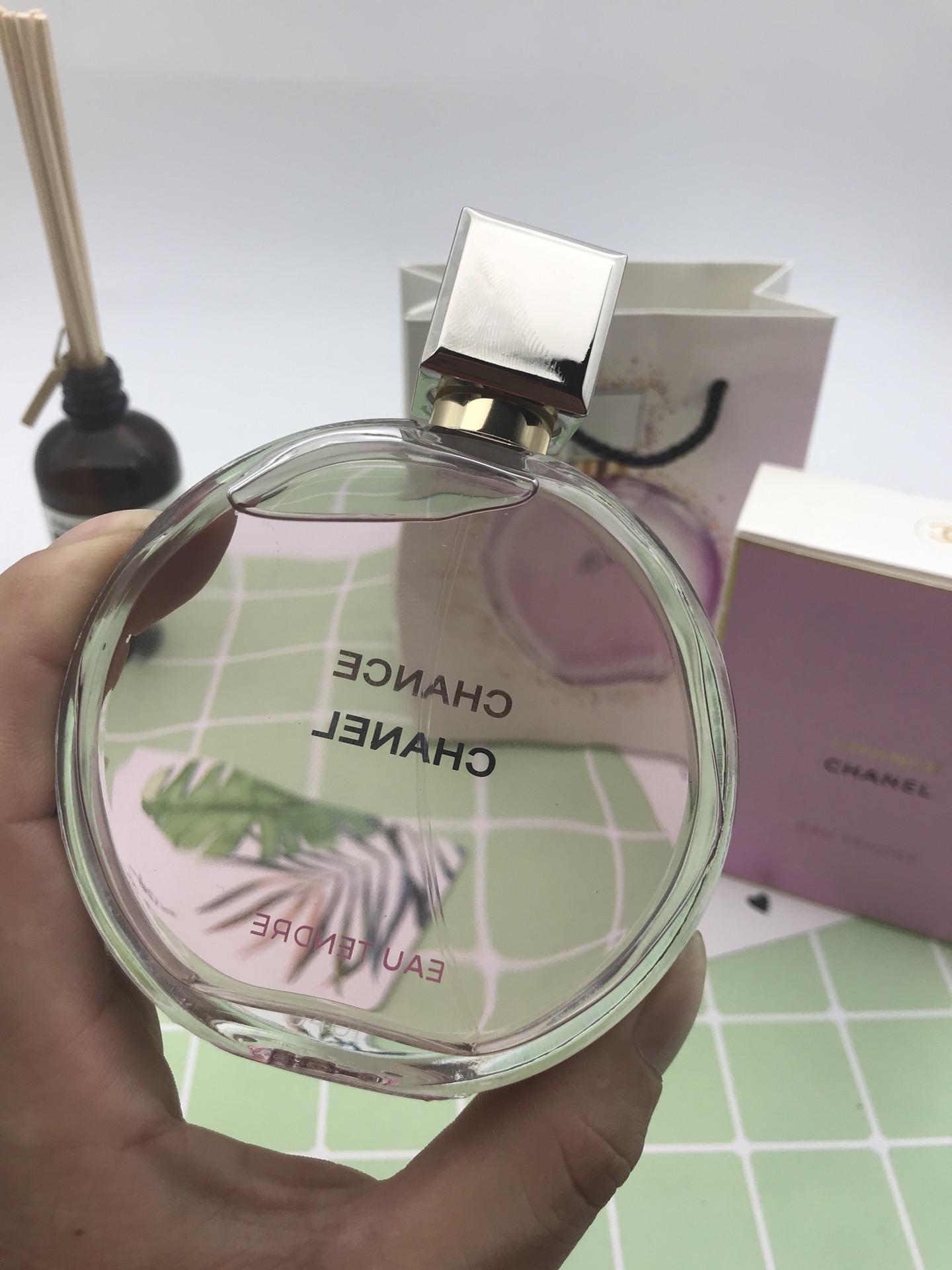 Chanel Chance Eau Tendre Eau de Parfum - Floral Fruity Fragrance for Women 4 i1569505855 632 2