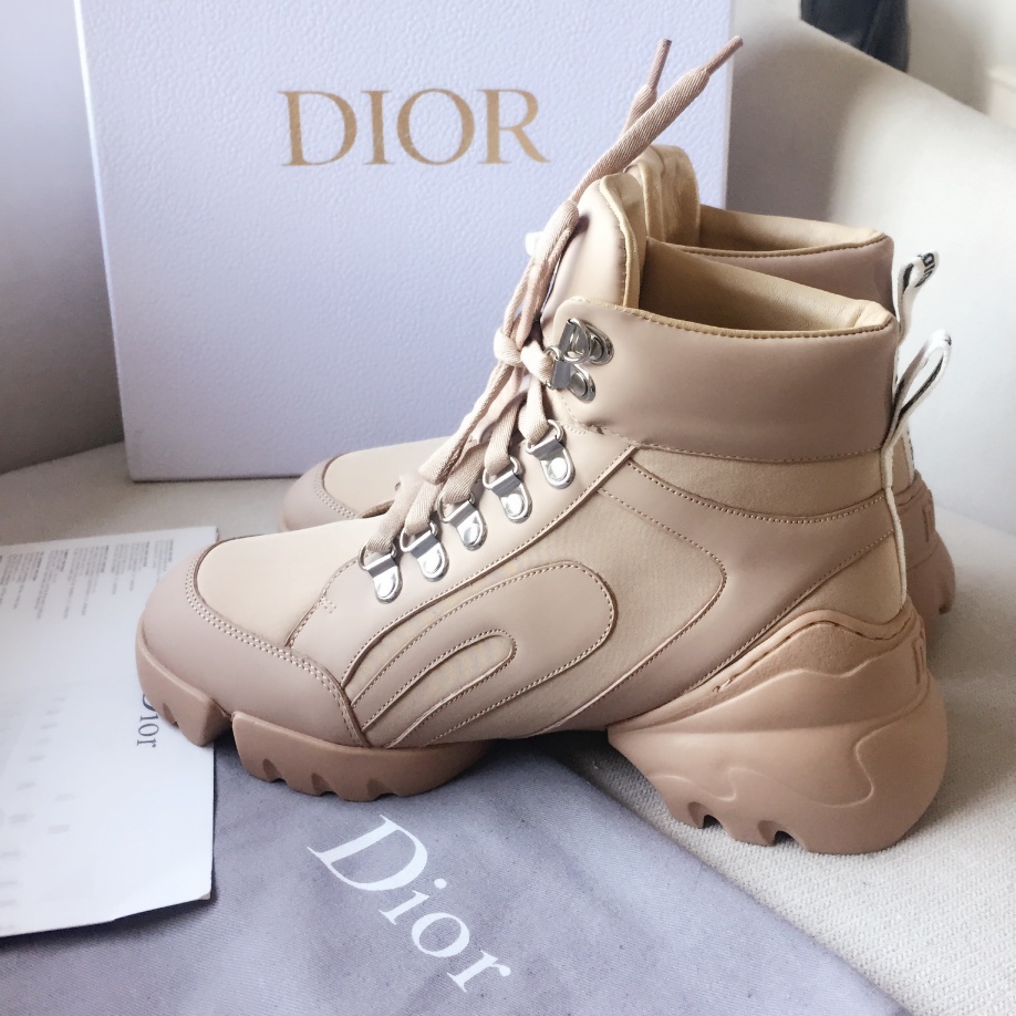 Dior迪奥2019秋冬走秀款新款系