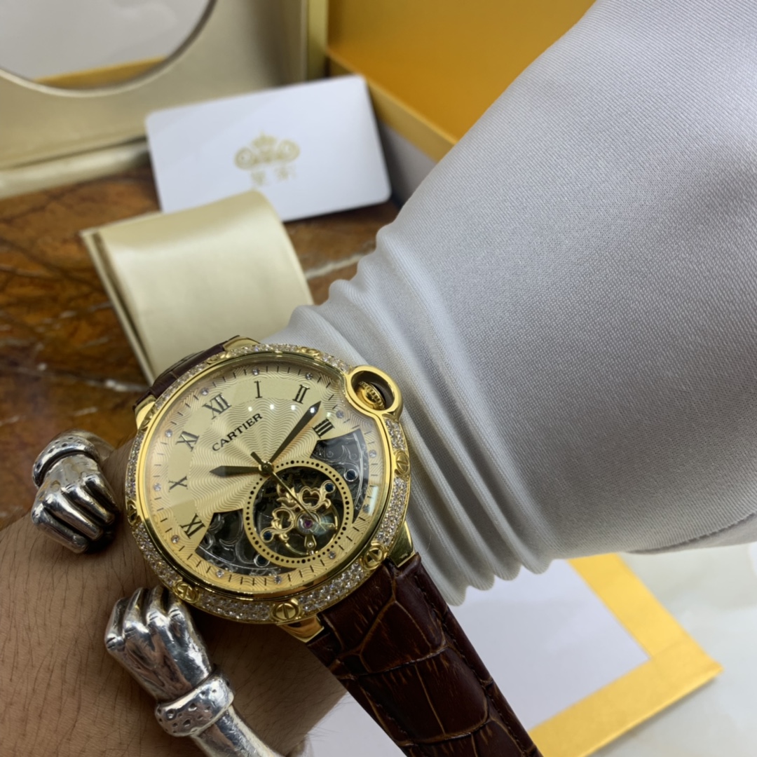 Cartier 皇家 卡地亚蓝气球男款飞轮镶钻腕表