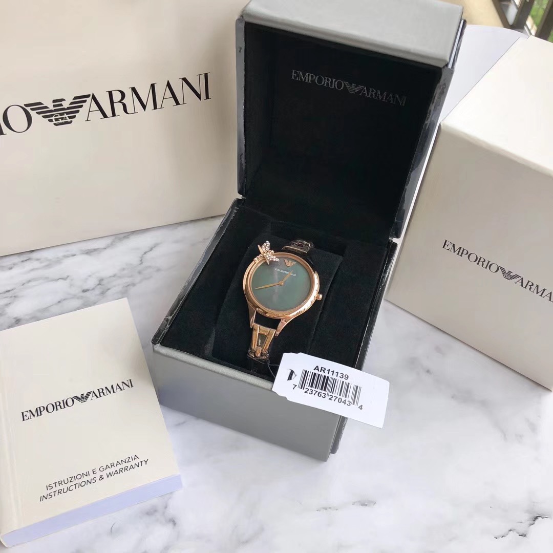Armani 阿玛尼（GINNI T-BAR系列）优雅立体蜻蜓水钻女士石英款 采用天然绿色贝母表盘