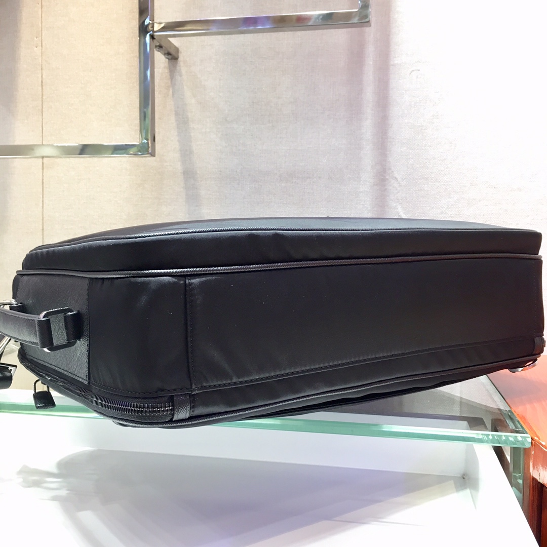 PRADA普拉达多功能公文包2VE015