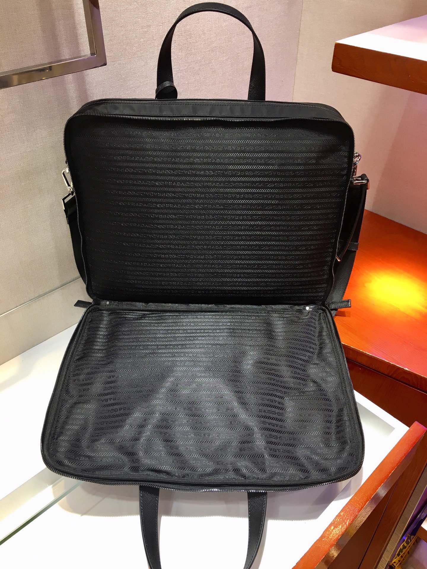 PRADA普拉达多功能公文包2VE015