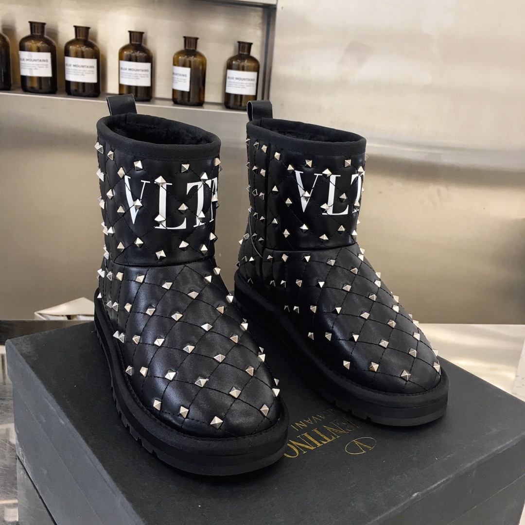 Valentino冬季雪地靴预定对版