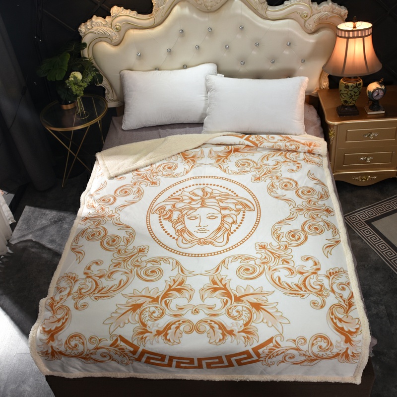Sherpa Fleece Composite Throw Blanket – White / Gold - Comprehensive