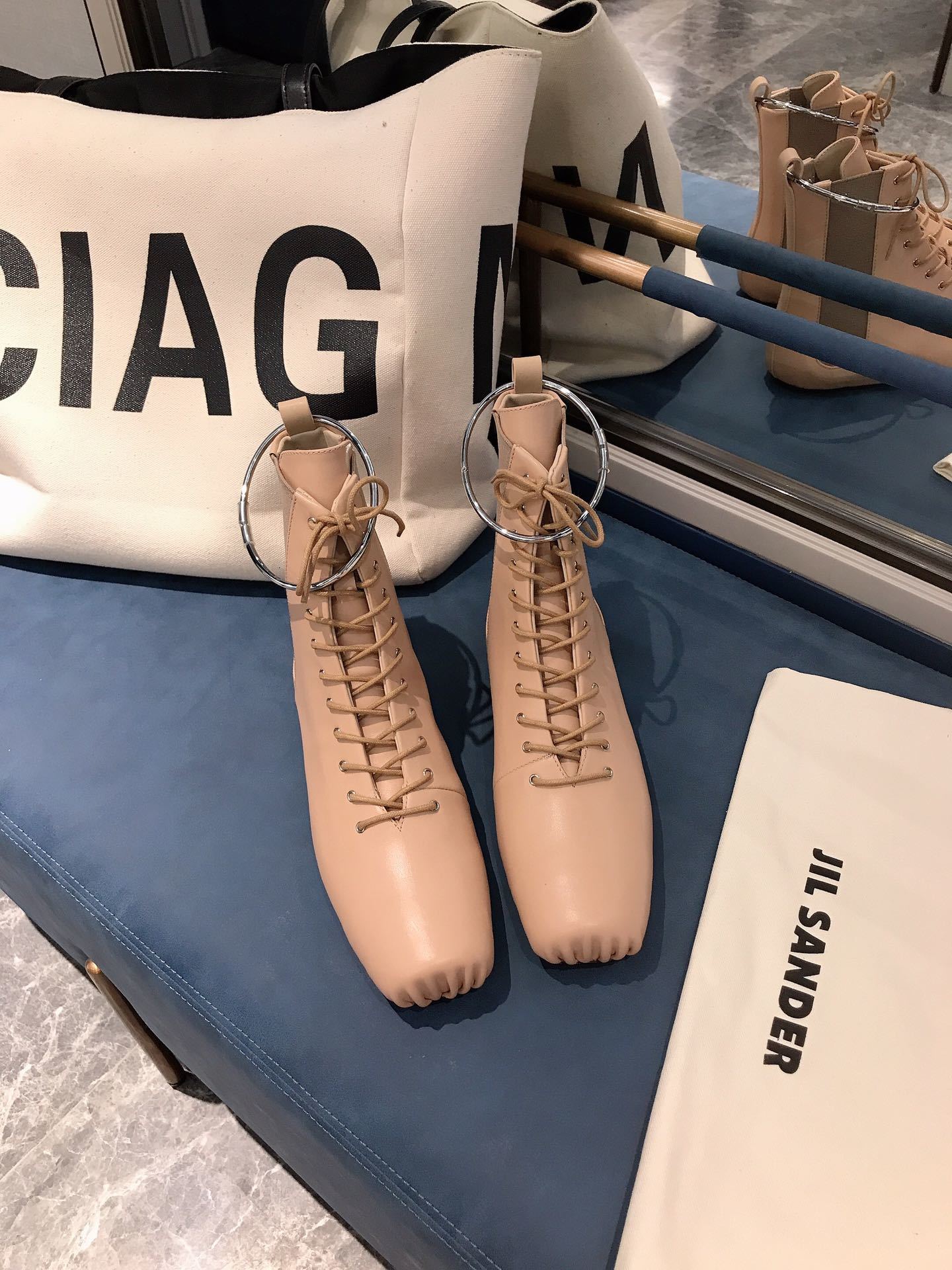 JILSANDER极简风格BALLE