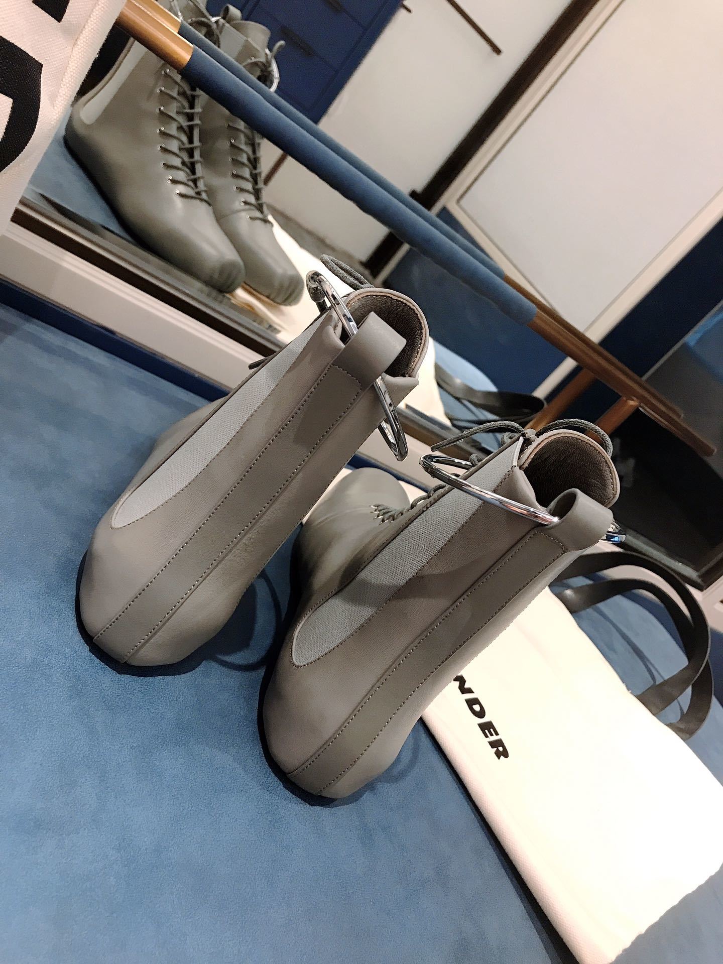 JILSANDER极简风格BALLE
