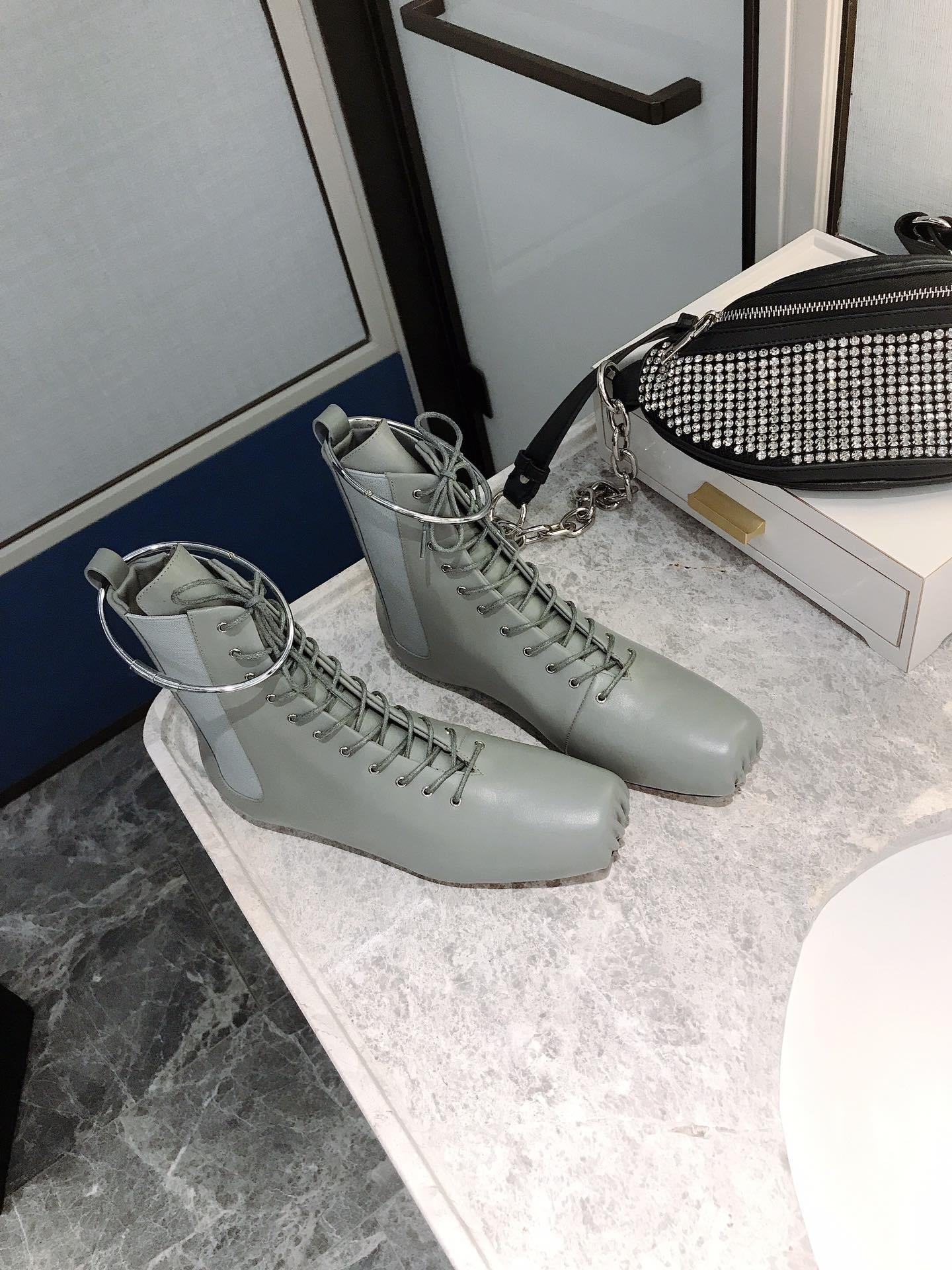 JILSANDER极简风格BALLE