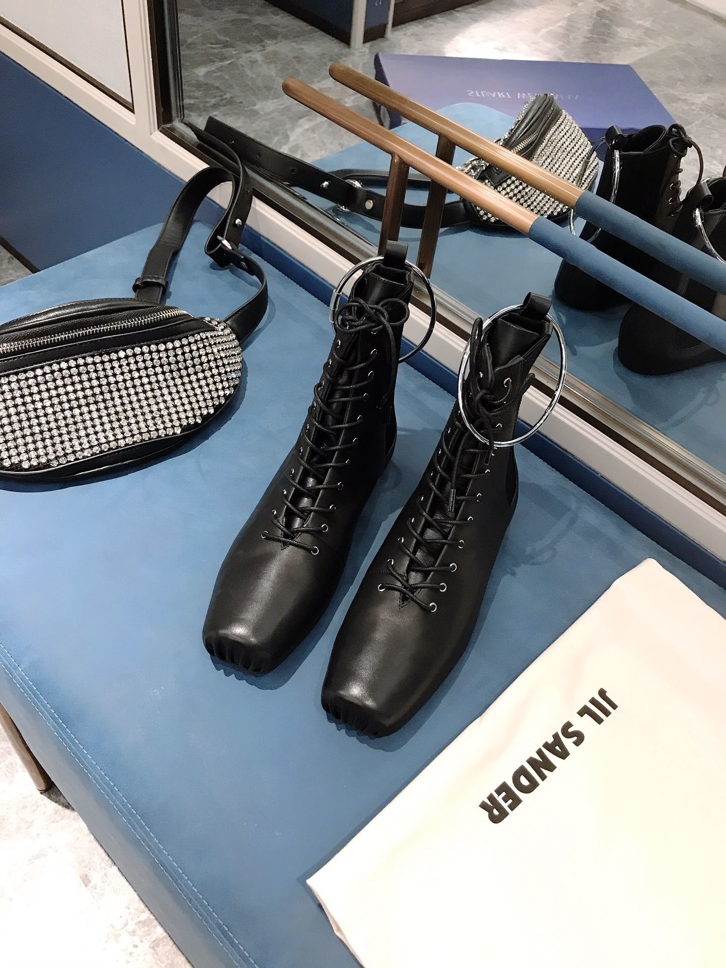 JILSANDER极简风格BALLE