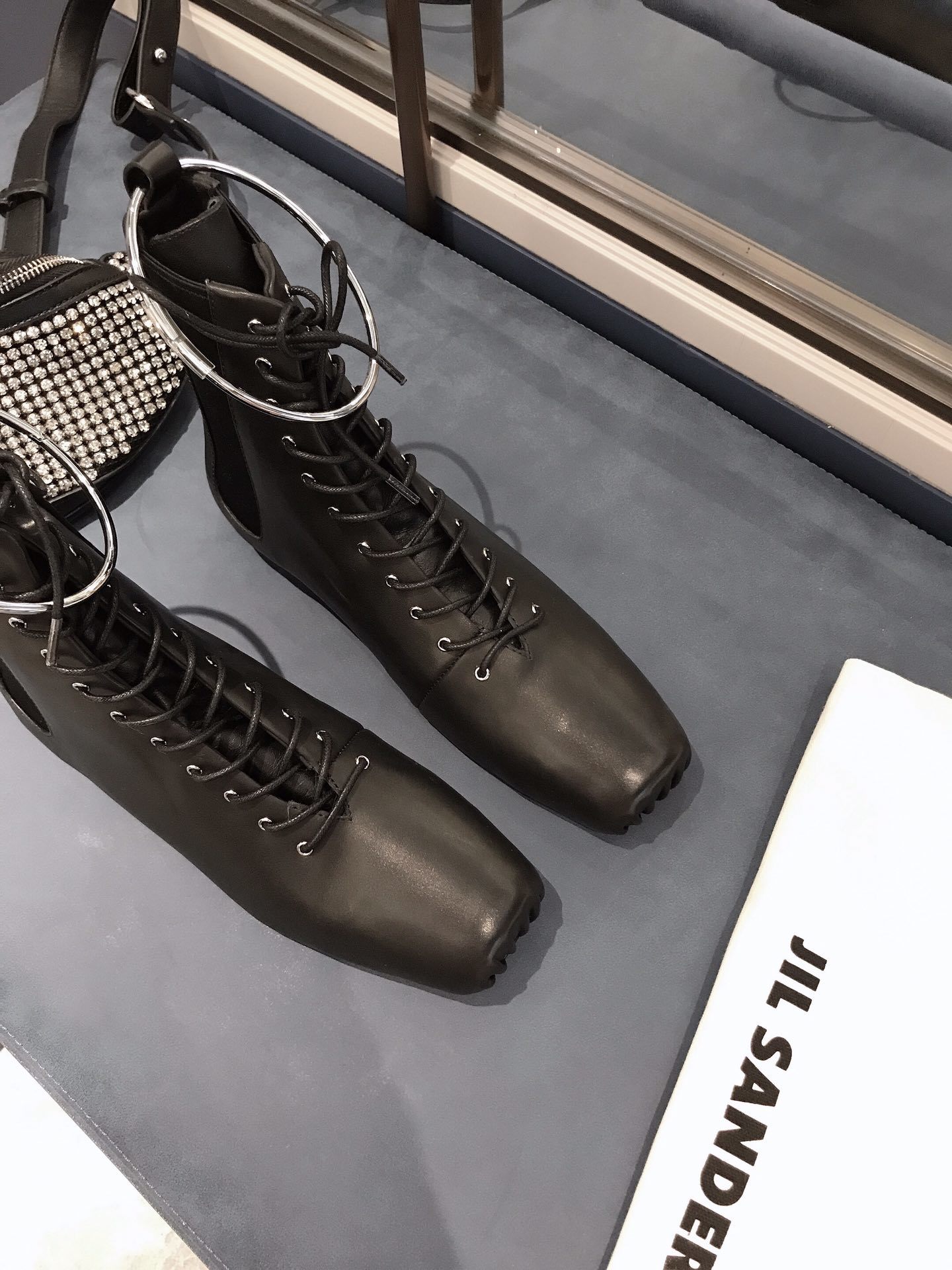 JILSANDER极简风格BALLE