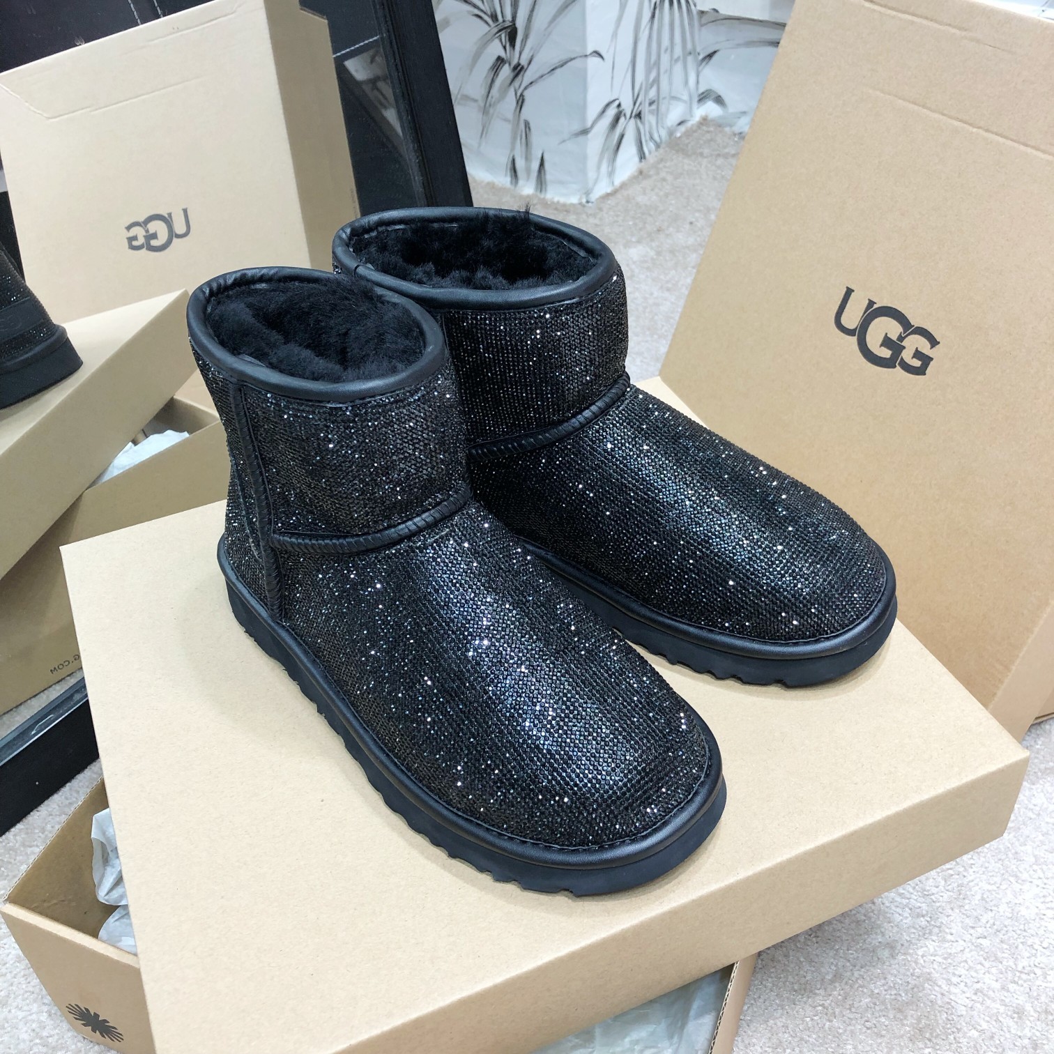 UGG满钻系列全新工艺低筒代购级施华