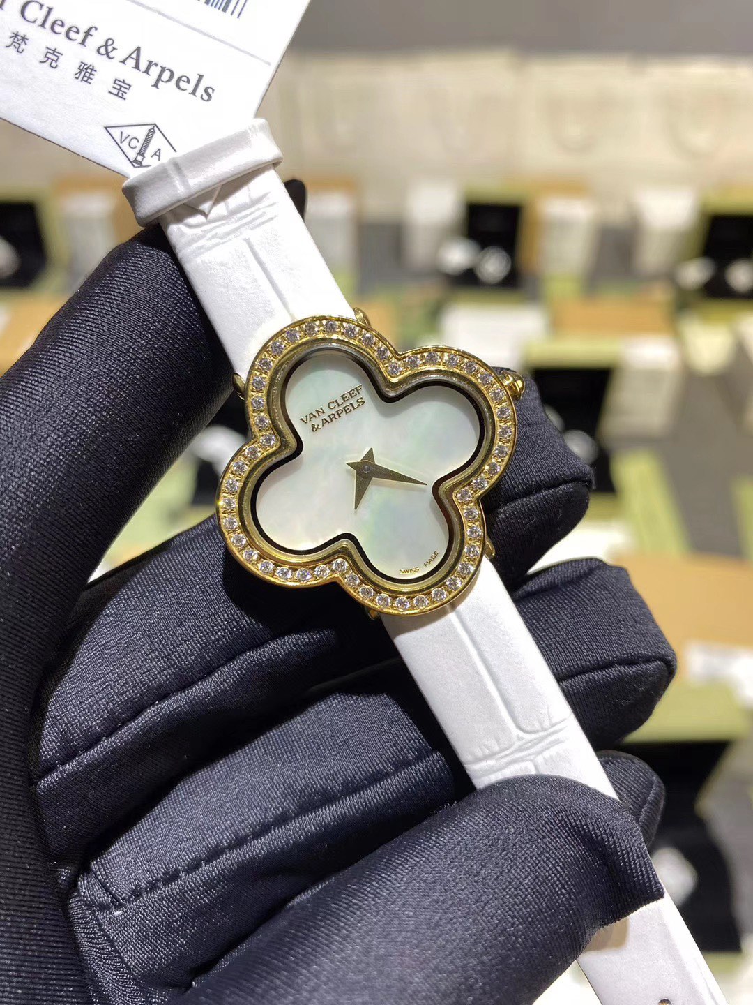 Van Cleef & Arpels 品牌：梵克雅宝Alhambra系列