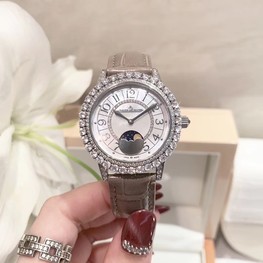 Cartier 积家DAZZLING RENDEZ- VOUS MOON约会系列月相珠宝腕表