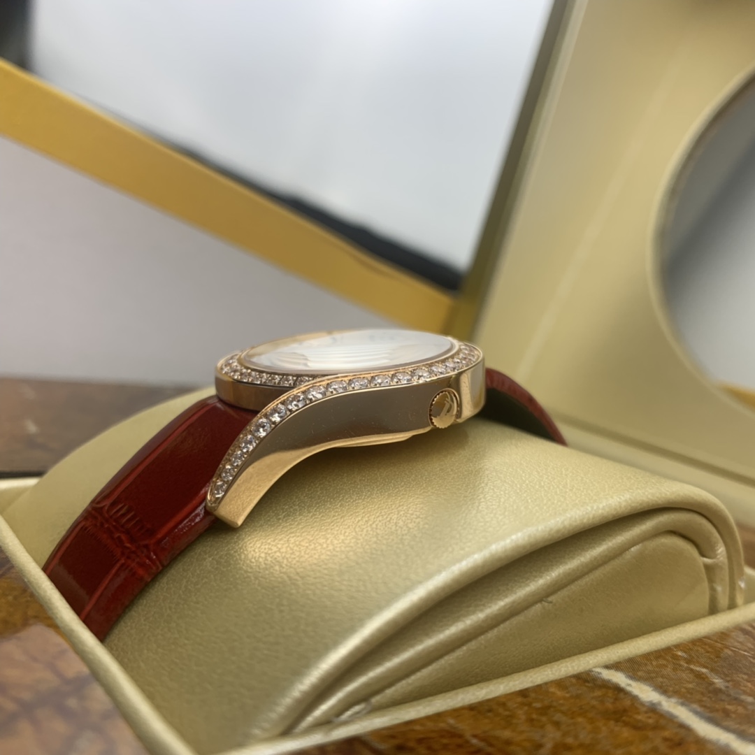 Piaget 皇家 伯爵罗马假日69式女款腕表