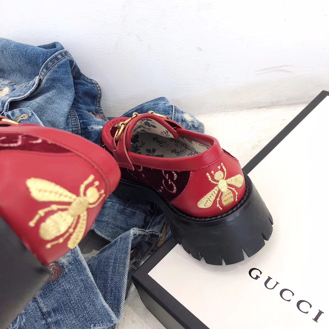 最新GUCCI马衔扣蜜蜂厚底鞋各地专