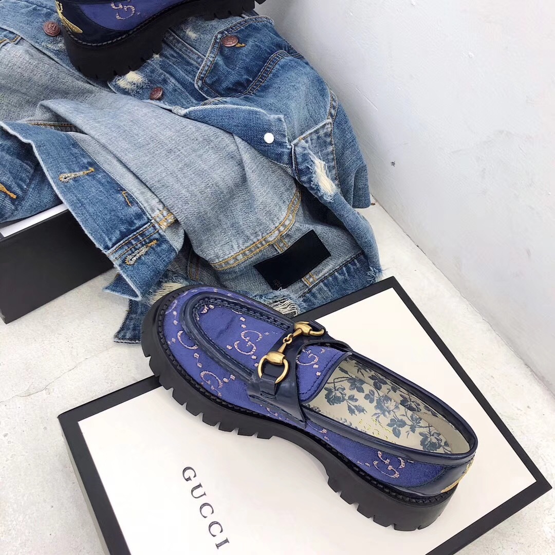 最新GUCCI马衔扣蜜蜂厚底鞋各地专