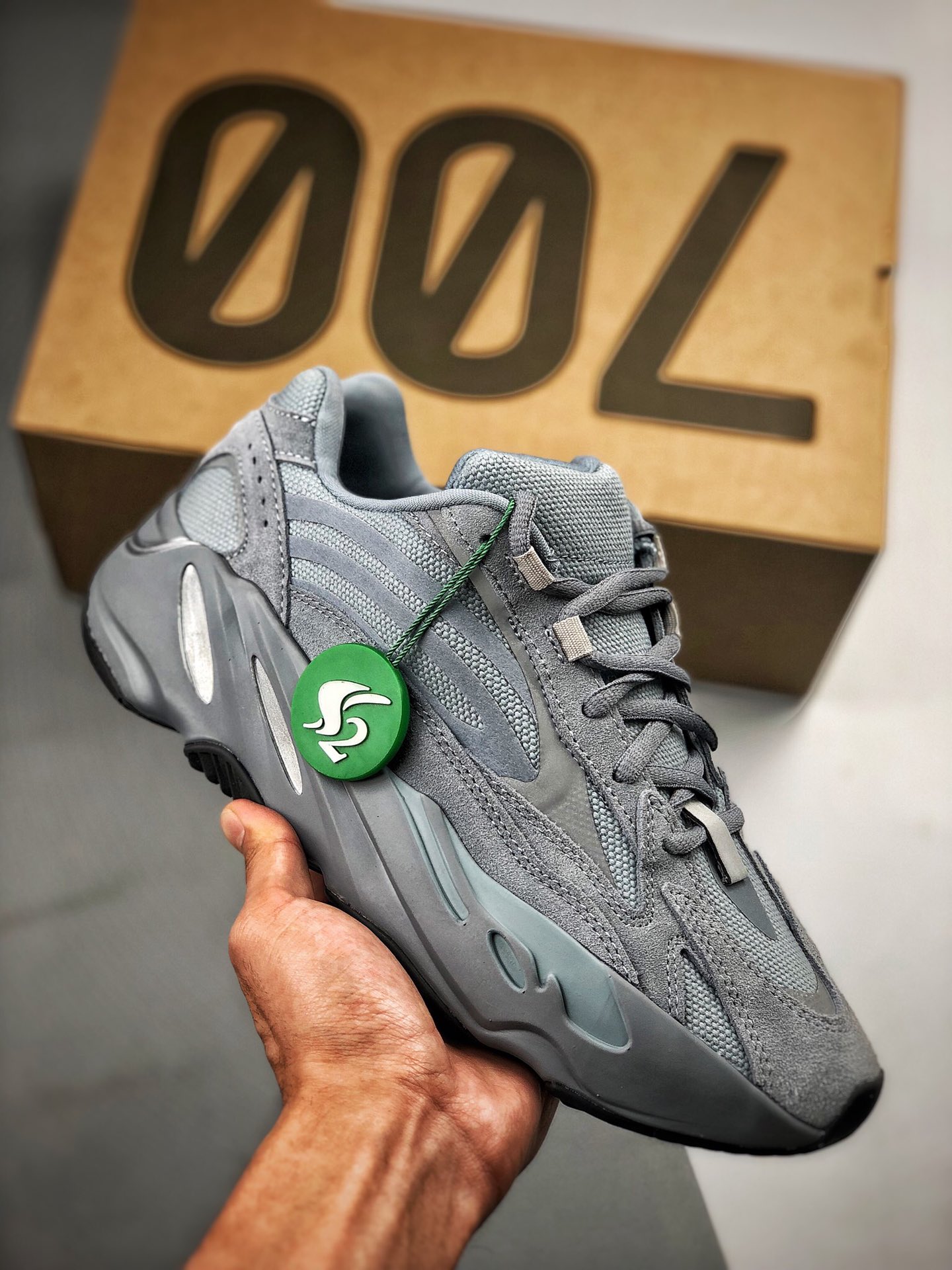 Admite pago contra reembolso. Yeezy 700 v2 "Hospital Blue" Azul hospital, S2 puro original, primicia de fotos…