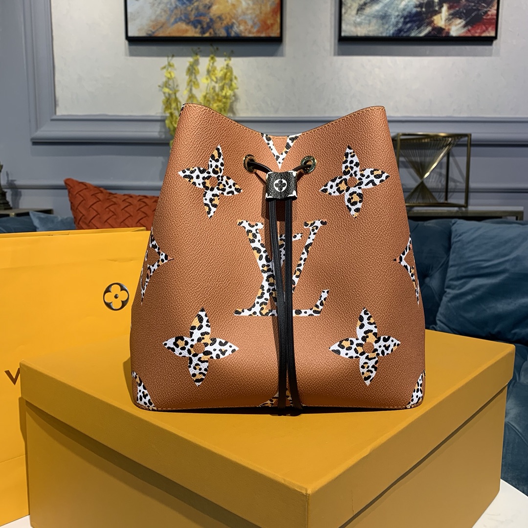 Shop Designer
 Louis Vuitton LV NeoNoe Handbags Bucket Bags Yellow Monogram Reverse M44717