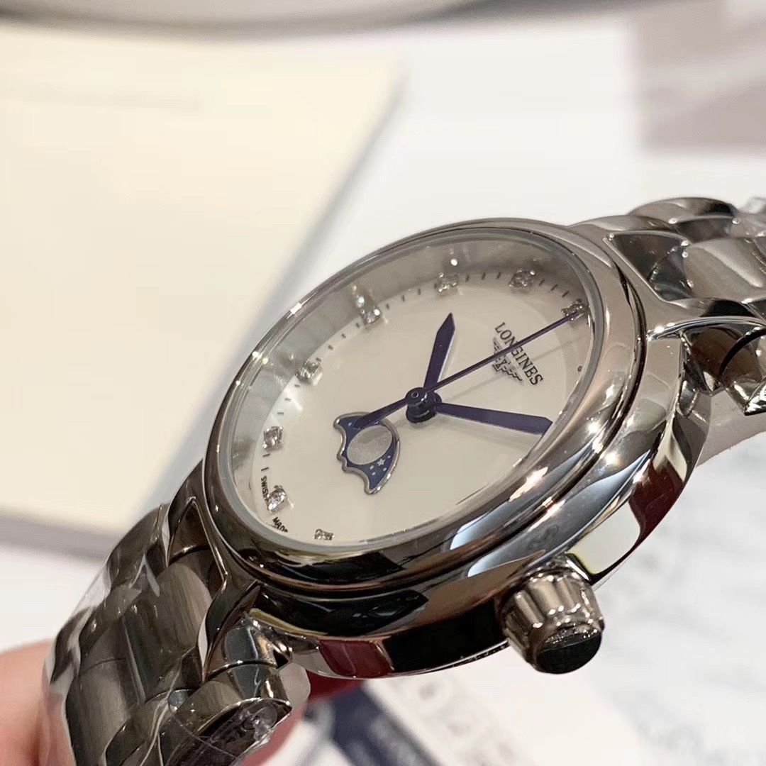Longines 心月月相系列