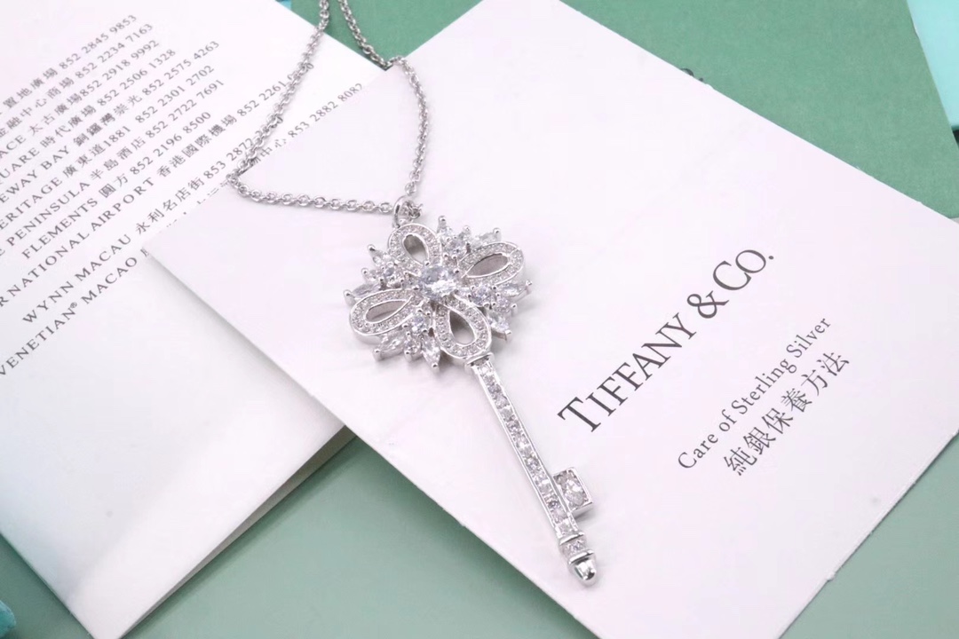 Tiffany & Co. Tiffany&Co. key 大号圣诞钥匙项链