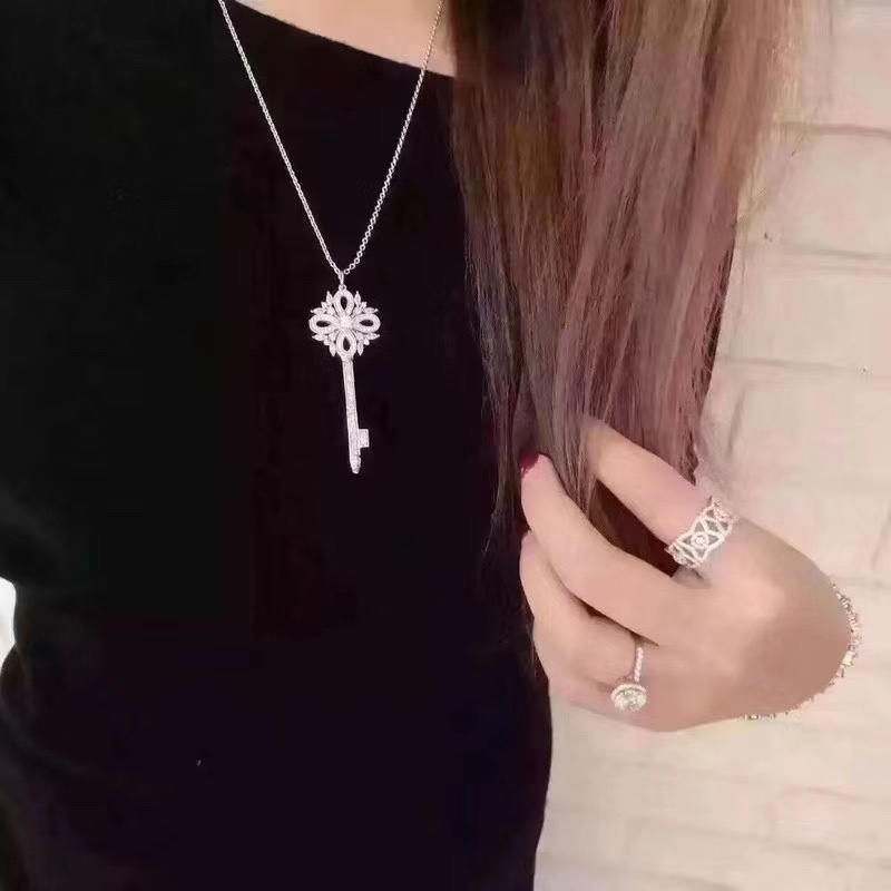 Tiffany & Co. Tiffany&Co. key 大号圣诞钥匙项链