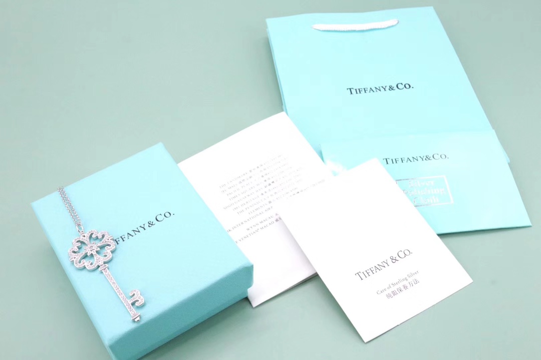 Tiffany & Co. Tiffany&Co. key 大号米字花钥匙项链