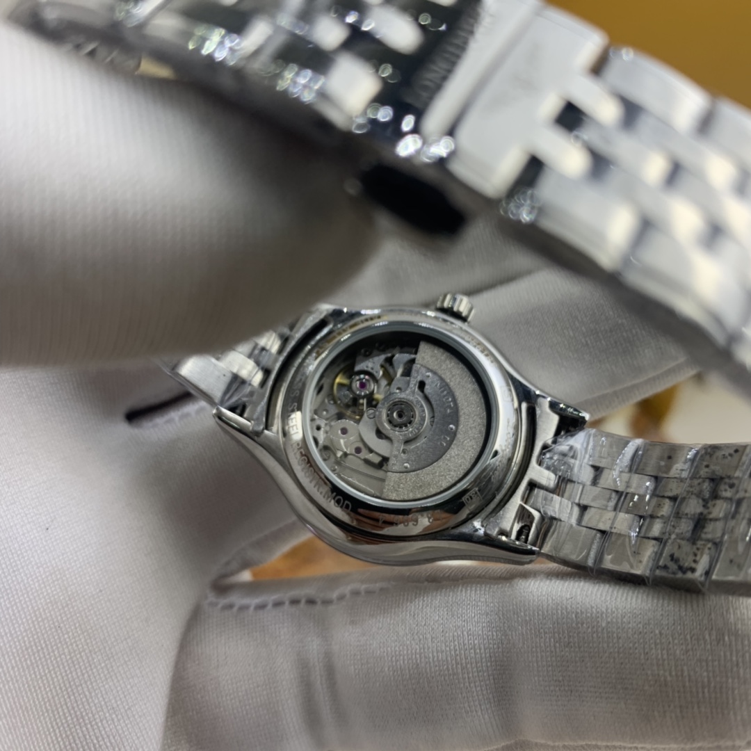Longines 皇家 浪琴律雅女款腕表
