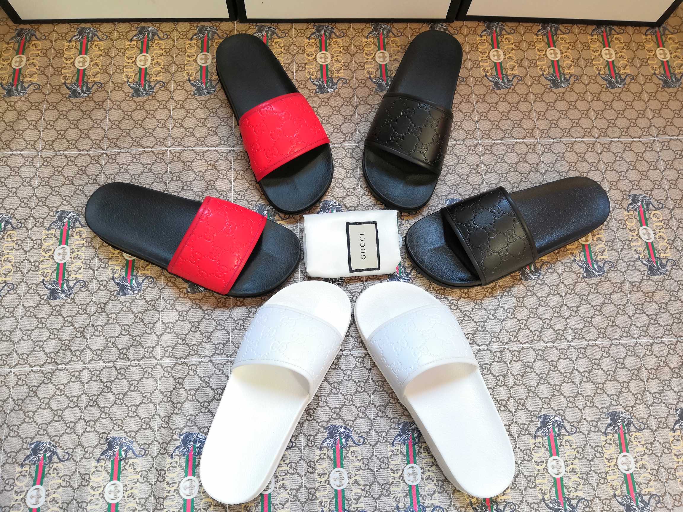 NO:129938,Guqi new version for men and women 35-46 sizes, factory long-term spot, p, slippers, slippers19860909古奇新版面男女款35-46码,工厂长期现货,p,拖鞋,slippers,Women's Shoes