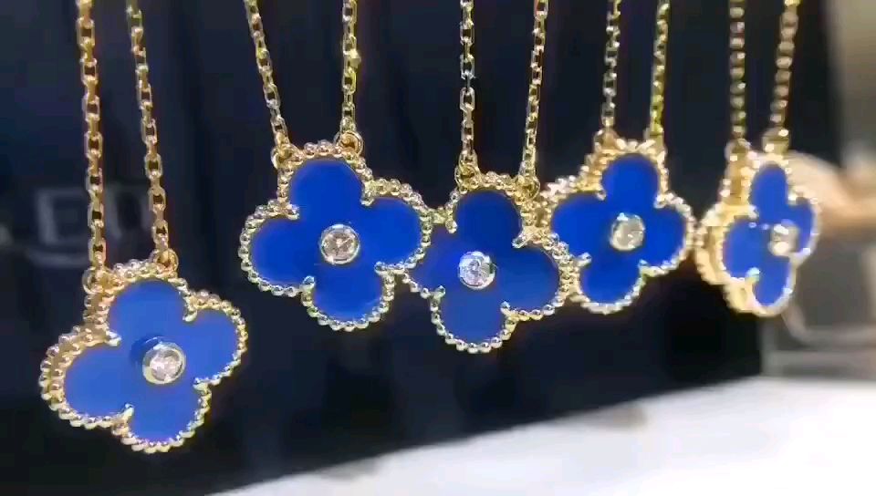 Van Cleef & Arpels - Necklace