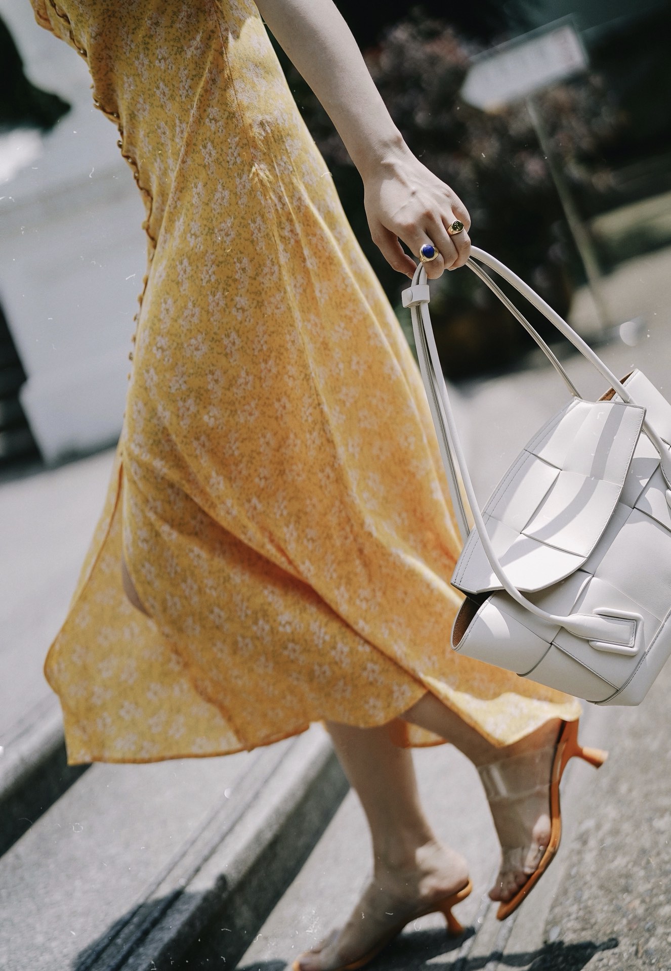 Bottega Veneta The Arco 33 BAG 575943石膏白