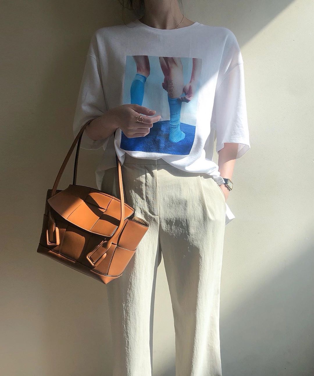 Bottega Veneta The Arco 33 BAG 575943焦糖色
