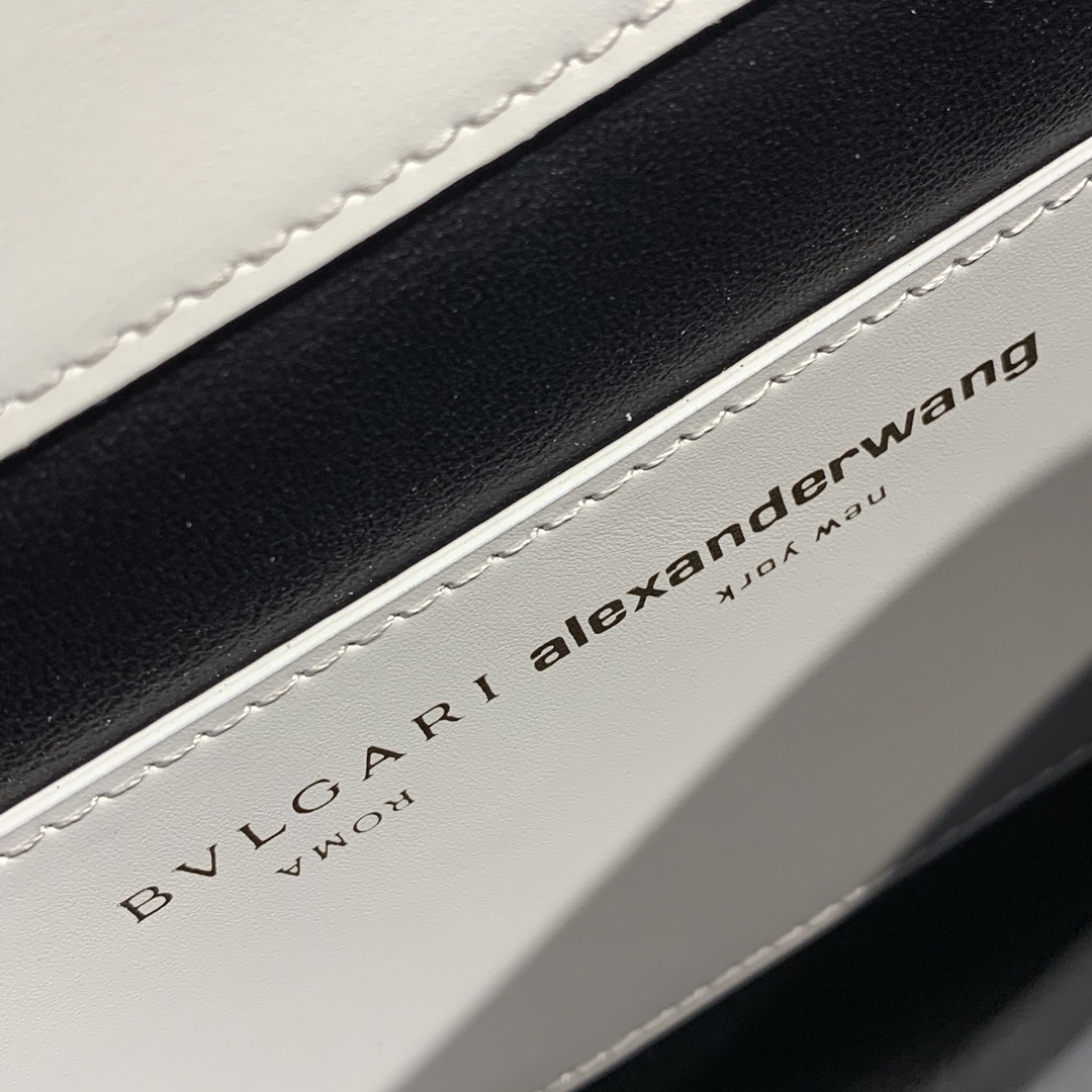 Alexander Wang X BVLGARI 合作限量款双层翻盖斜挎包288740
