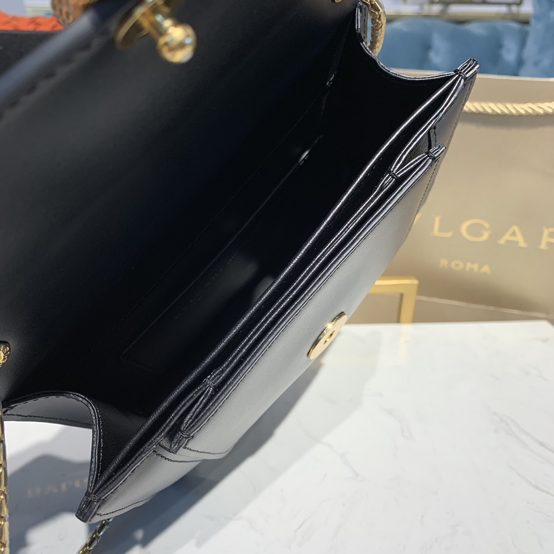 Alexander Wang X BVLGARI 合作限量款双层翻盖斜挎包288740