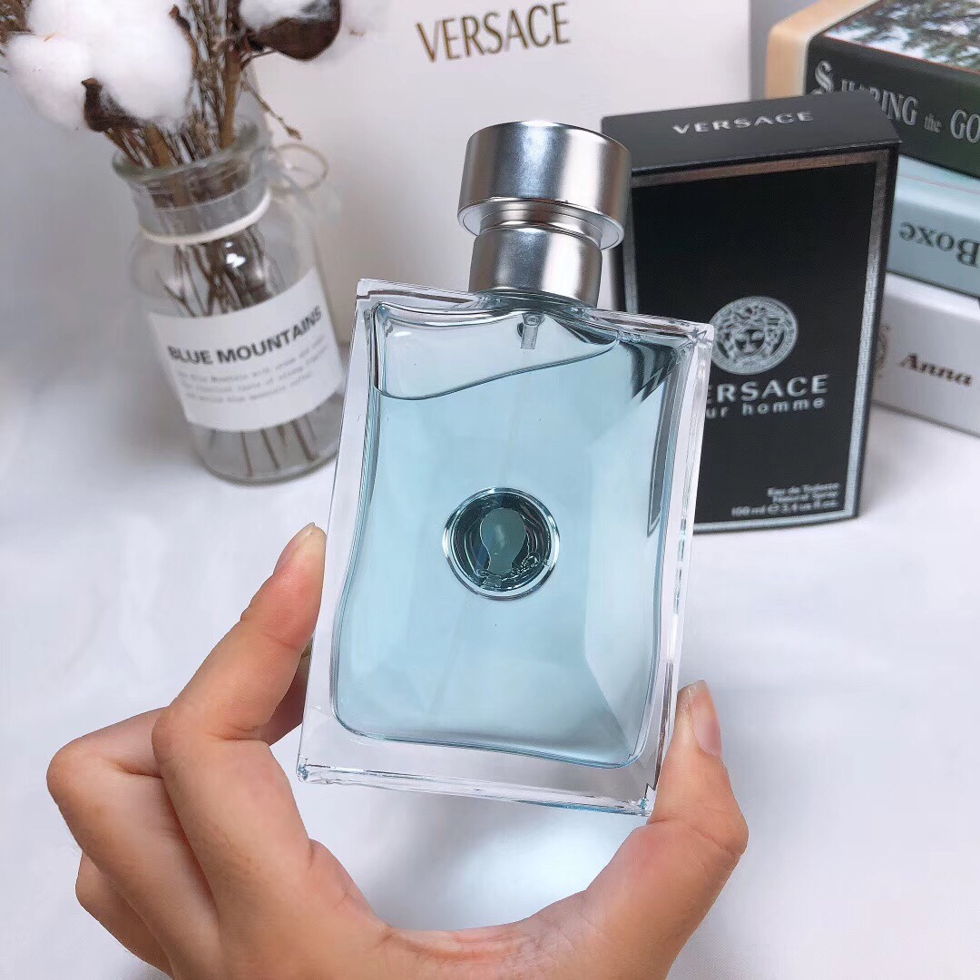 Versace Pour Homme Eau de Toilette, Classic Fragrance for Men, 3.4 oz 4 i1571488123 5937 2