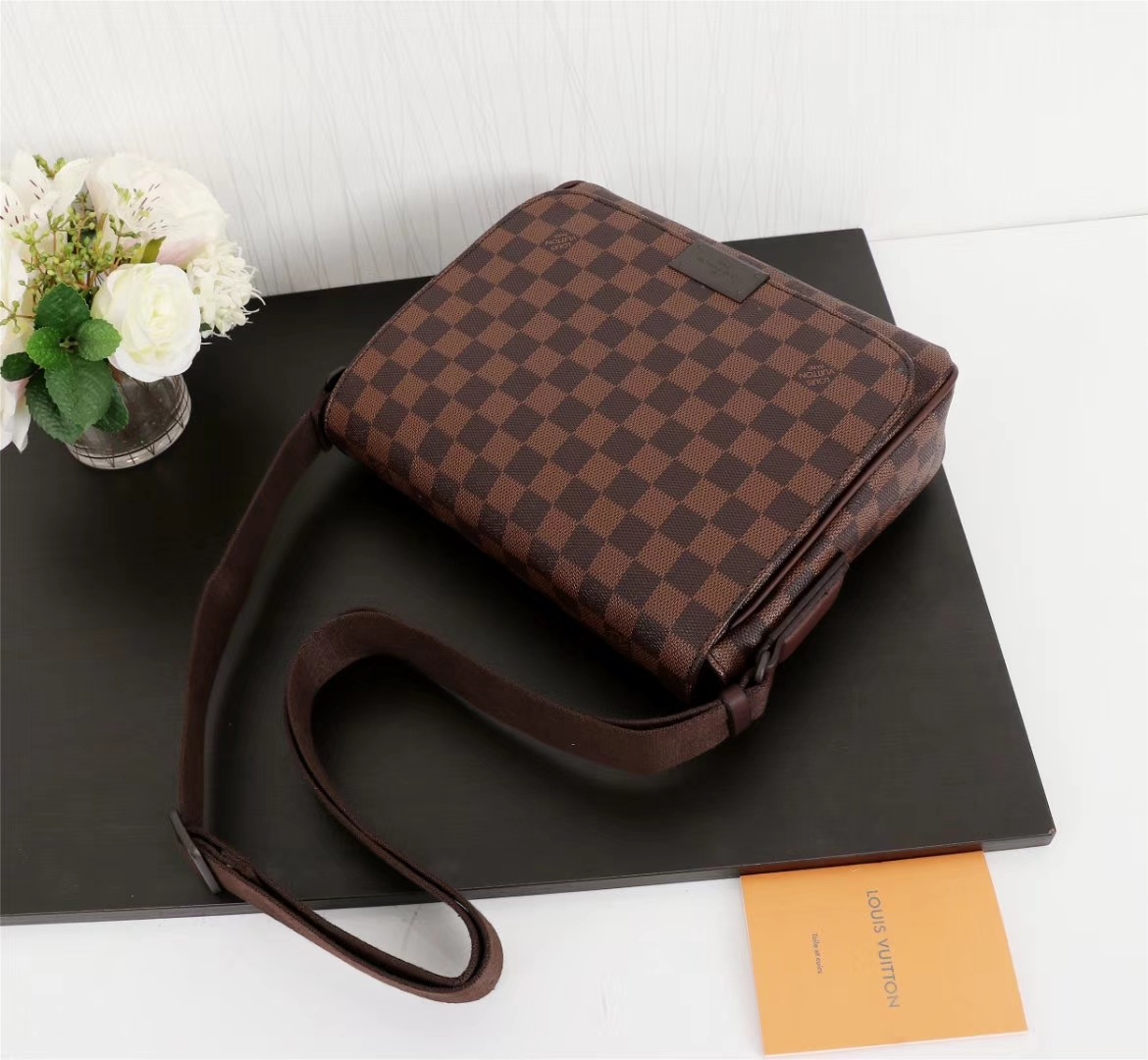 Louis Vuitton Damier Ebene 27 23 8 crossbody everyday