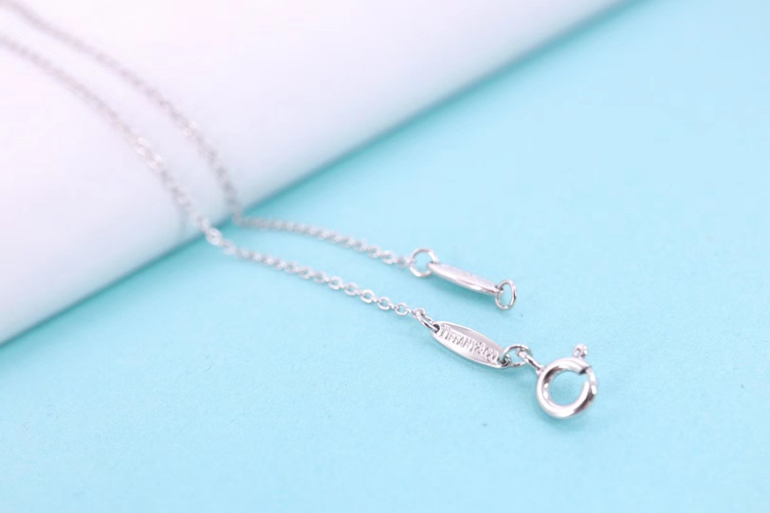 Tiffany & Co. 925纯银、蒂芙尼Tiffany&Co.单钻项链