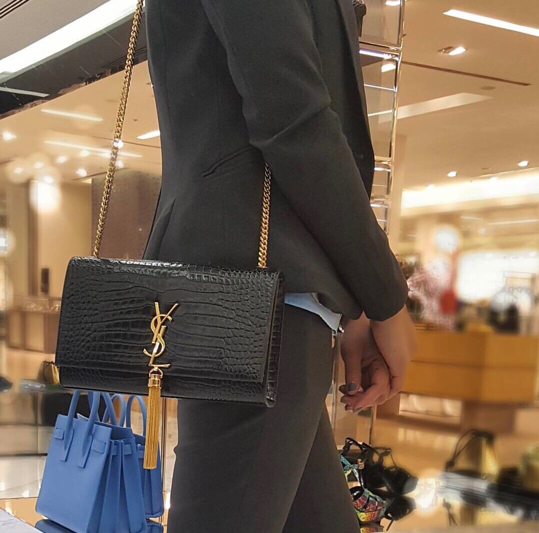 YSL ๐ฒ๐๐๐ ๐ฎ๐ฐ๐๐ ้ณ้ฑผ็บนๆต่ๅ
354119้ป่ฒ/้ๆฃ