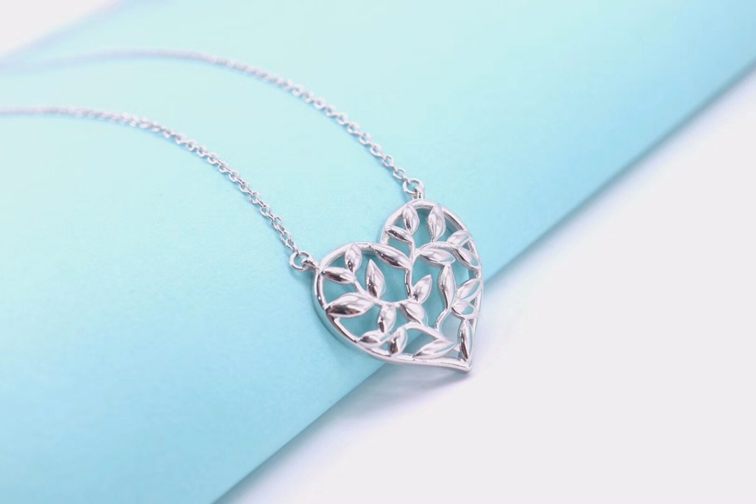 Tiffany & Co. 925纯银、 Tiffany&Co.心形橄榄叶项链