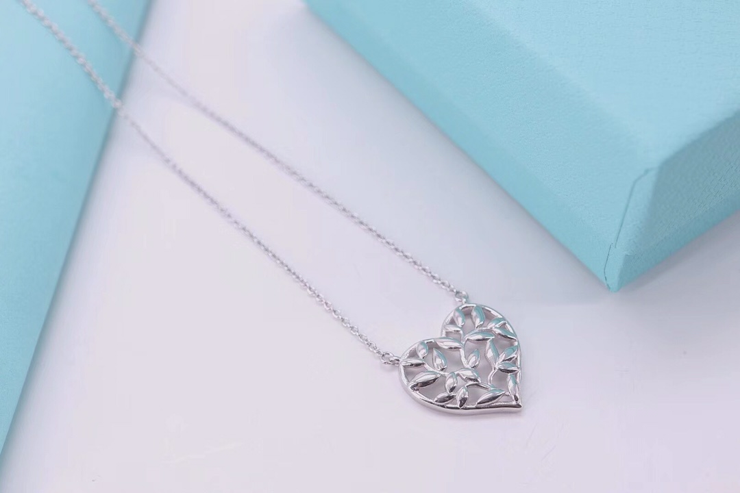 Tiffany & Co. 925纯银、 Tiffany&Co.心形橄榄叶项链