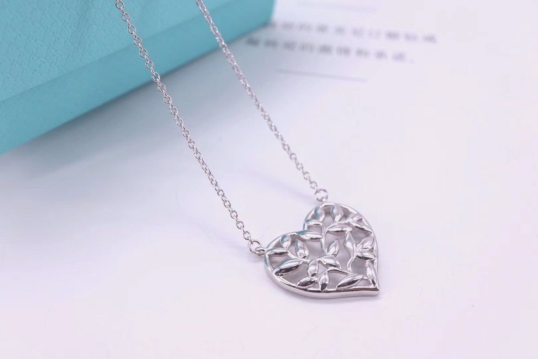Tiffany & Co. 925纯银、 Tiffany&Co.心形橄榄叶项链