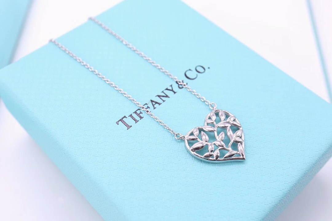 Tiffany & Co. 925纯银、 Tiffany&Co.心形橄榄叶项链