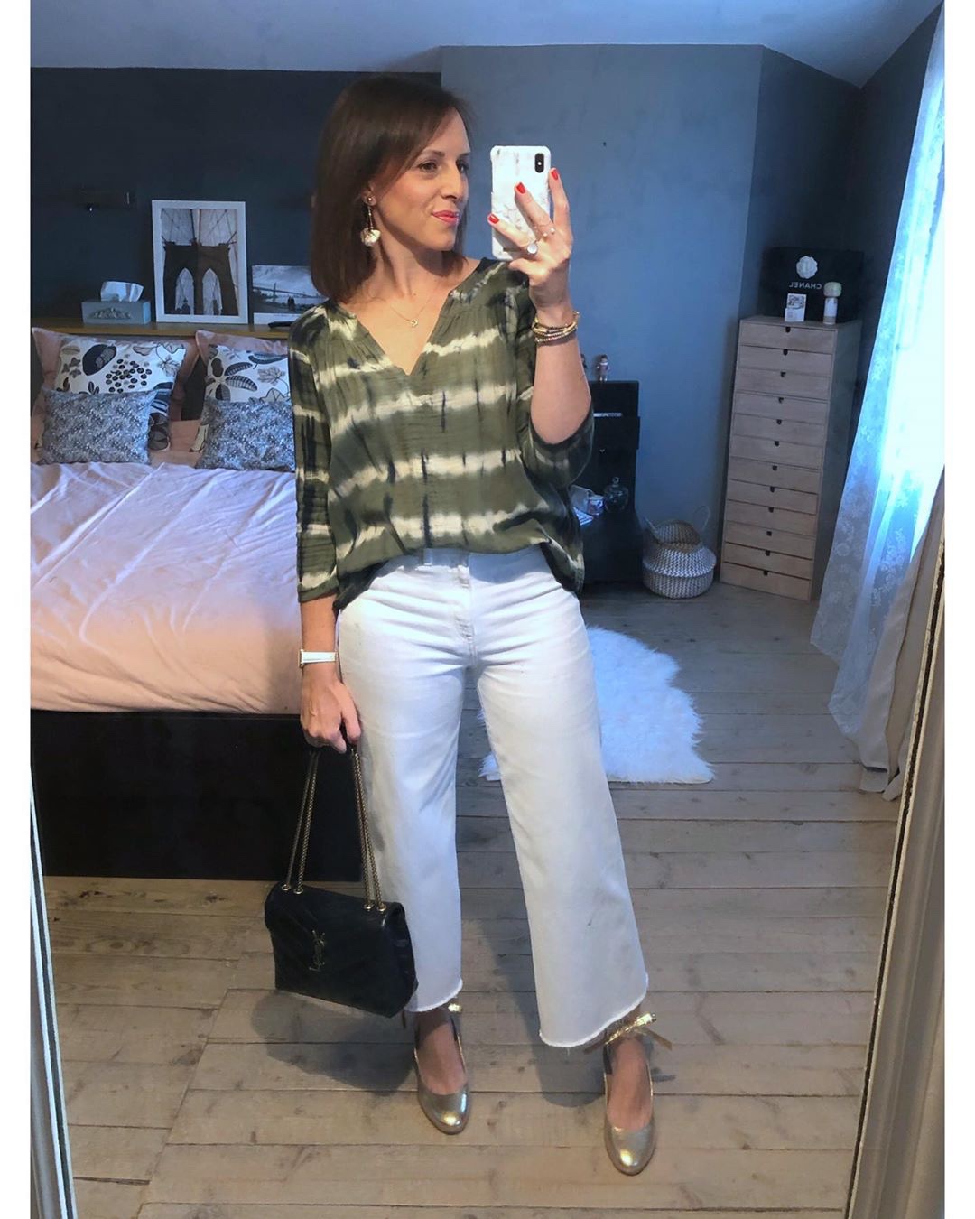 YSL LOULOU 23CM Y型绗缝链条包 494699黑色/金扣