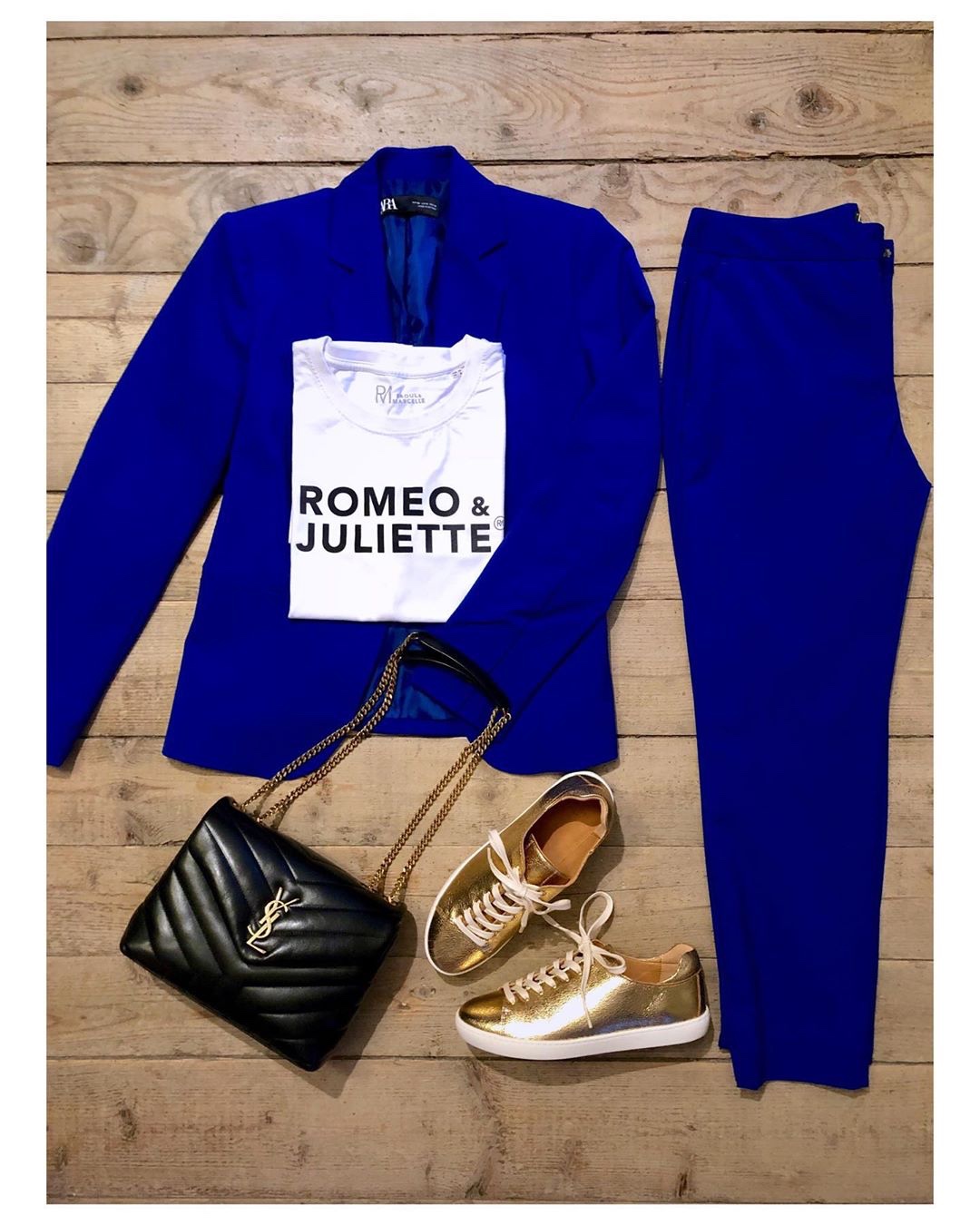 YSL LOULOU 23CM Y型绗缝链条包 494699黑色/金扣