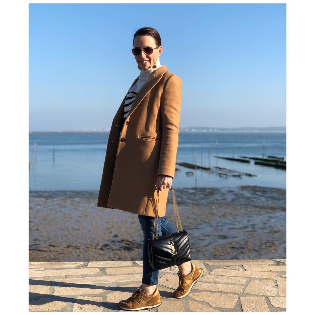 YSL LOULOU 23CM Y型绗缝链条包 494699黑色/金扣