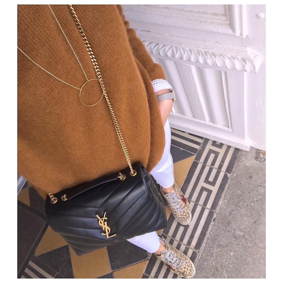 YSL LOULOU 23CM Y型绗缝链条包 494699黑色/金扣