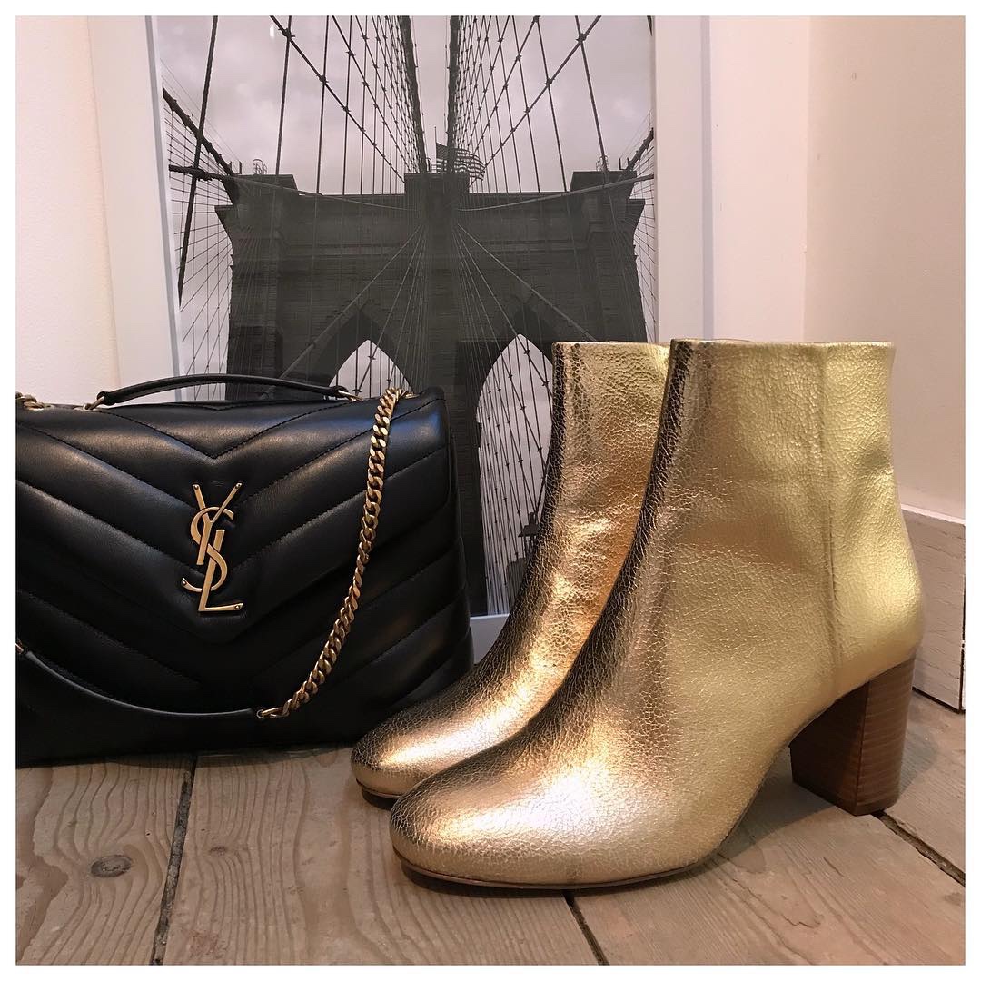 YSL LOULOU 23CM Y型绗缝链条包 494699黑色/金扣