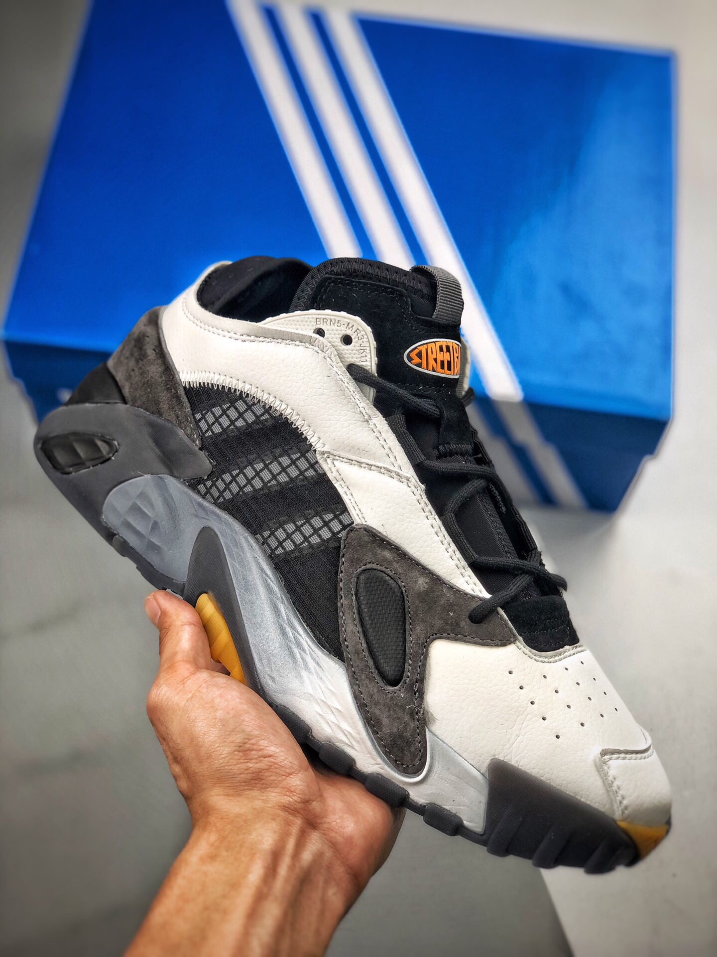¡Beneficios! Versión original correcta, la mejor artesanía del mercado. Adidas streetball, estilo urbano, "Pe…
