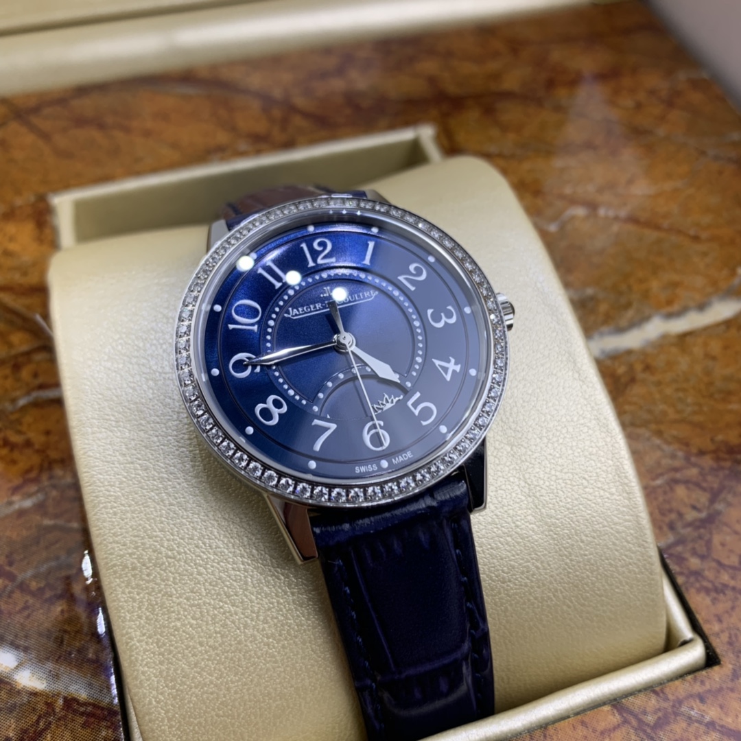 Cartier 皇家 积家约会系列女款蓝色表盘腕表