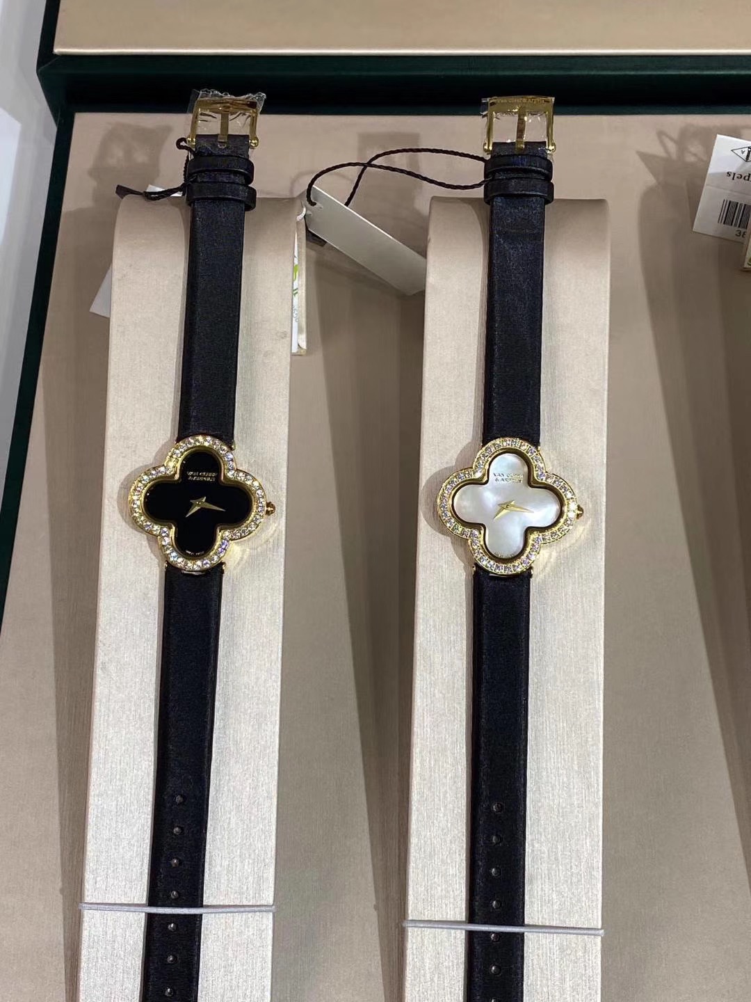 Van Cleef & Arpels 梵克雅宝日月星辰 梵克雅宝流星云 梵克雅宝四叶草